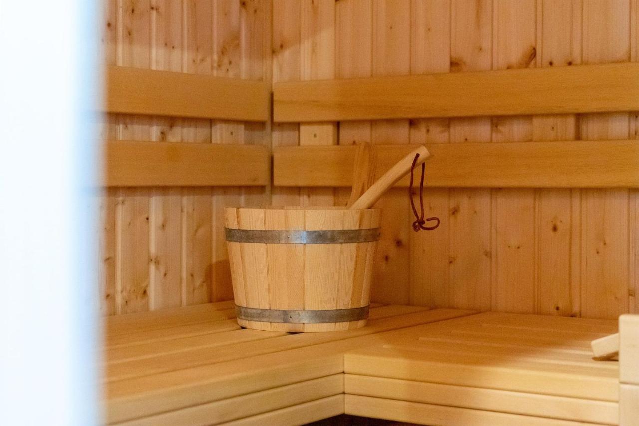 Ferienhaus Maira, Mit Garten Und Sauna Greetsiel Buitenkant foto